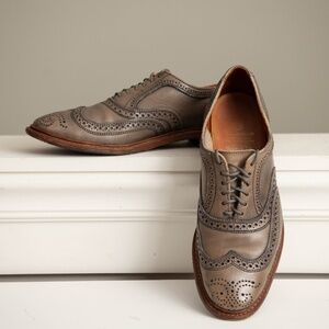 Classic Gray Brogue Men's Shoes